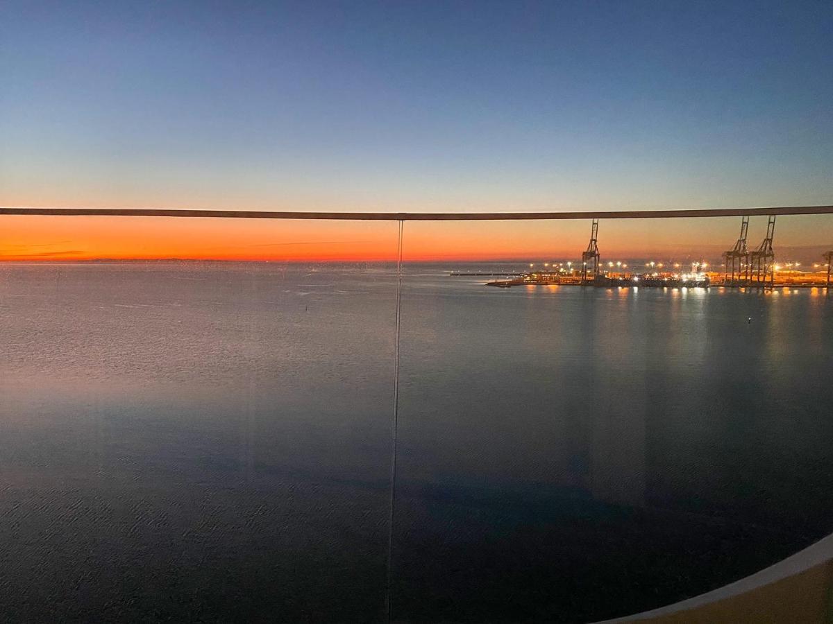 Amazing Sea View Apartment Århus Екстериор снимка